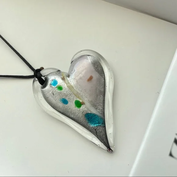 Zara Glass Heart Necklace Pendant on Cord - Picture 8 of 8